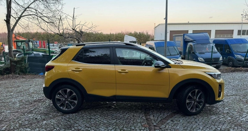 Kia Stonic cena 68000 przebieg: 86000, rok produkcji 2020 z Mława małe 254
